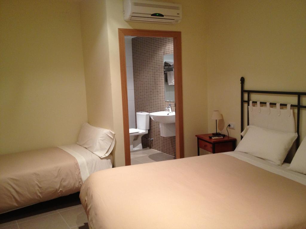 Hostal La Placeta Arbeca Room photo